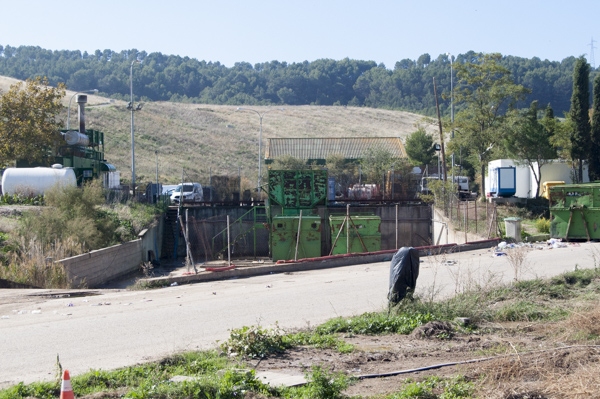 Instalación de trasvase de envases