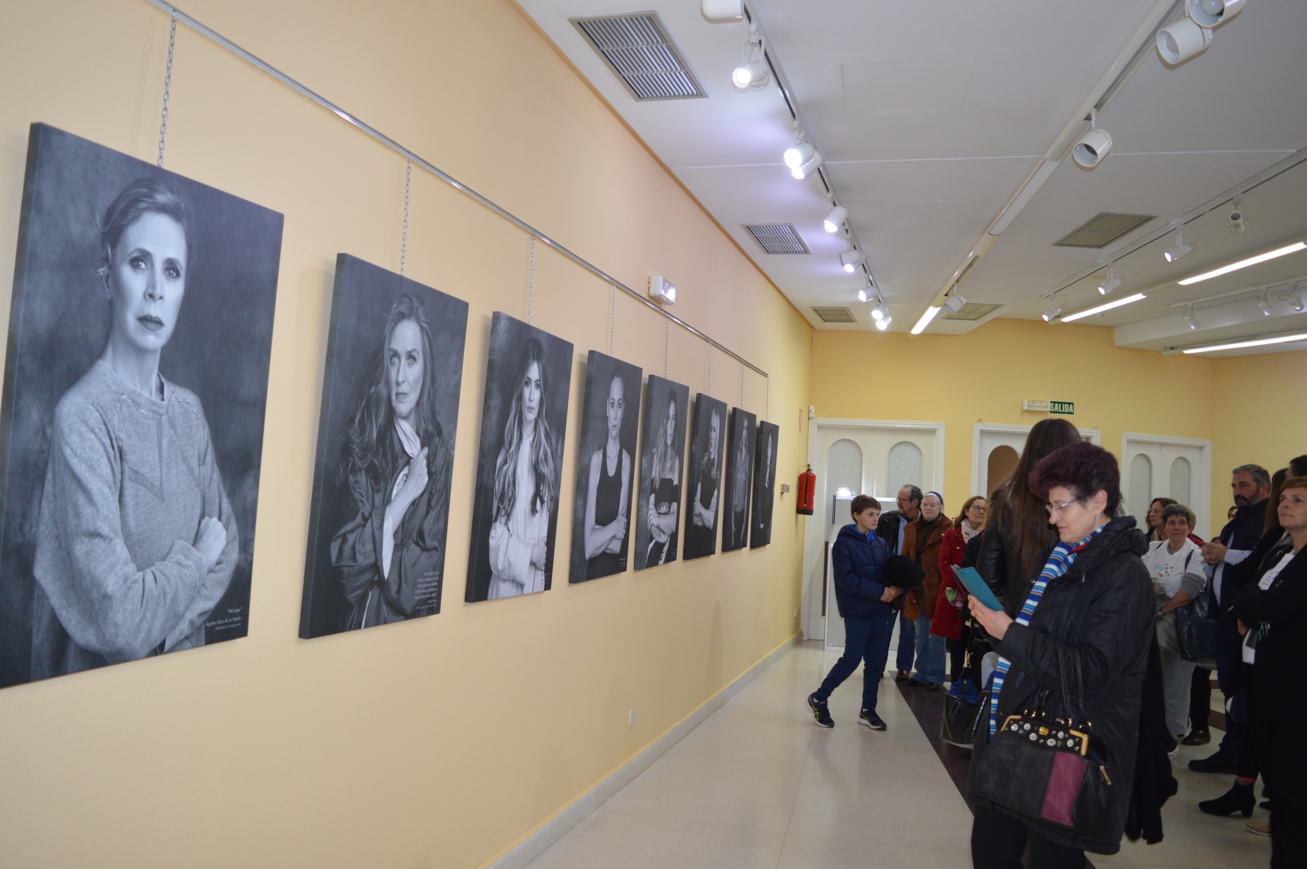 Mujeres de `Movimiento sin piedad&acute;