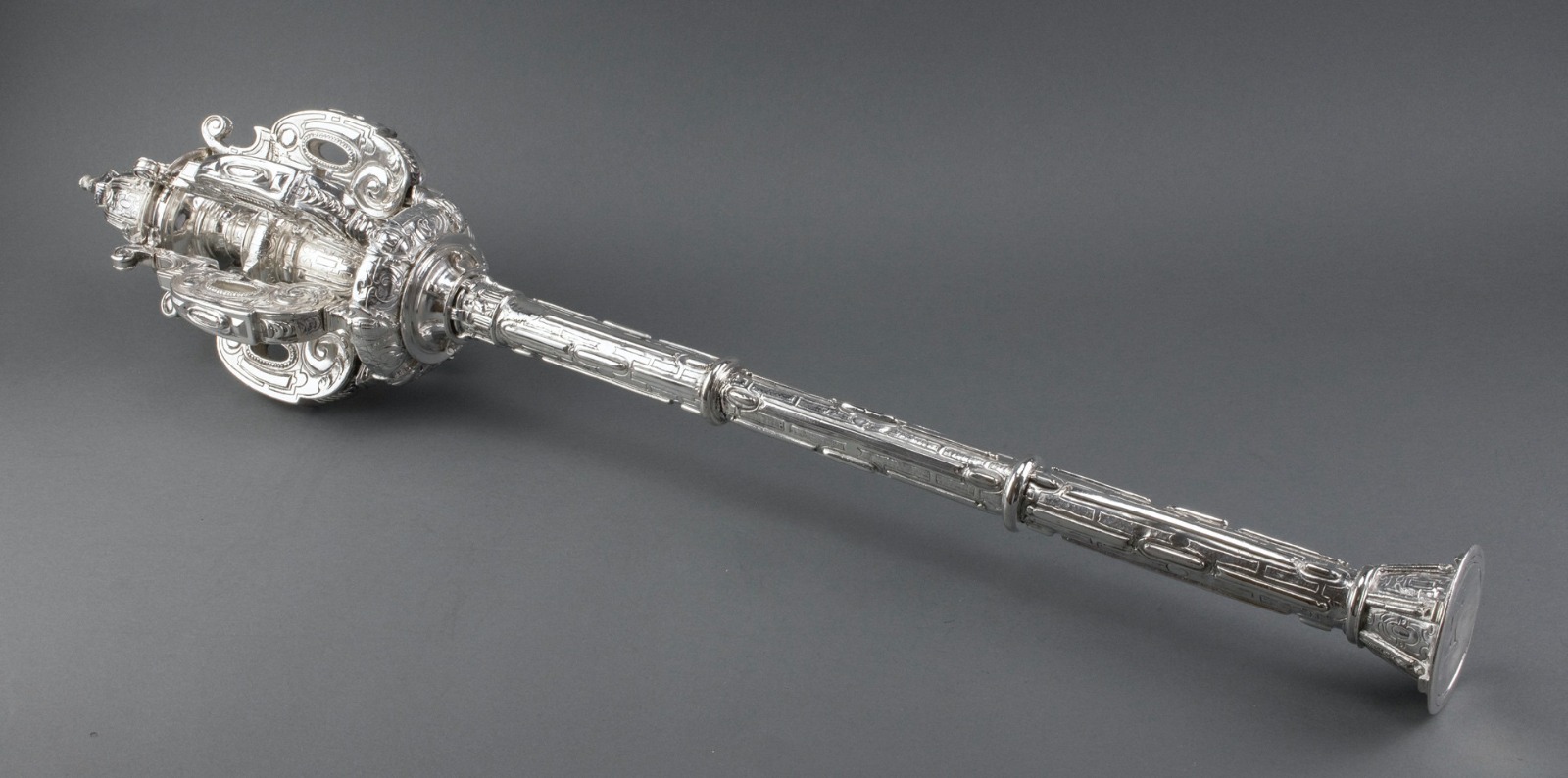 Restauración Maza Ceremonial