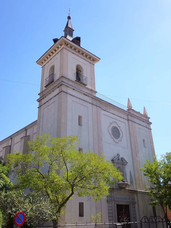 Fachada principal. CC BY-SA 3.0 Autor Zarateman