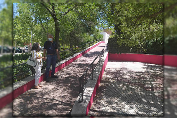 Distrito Norte, poyete magenta