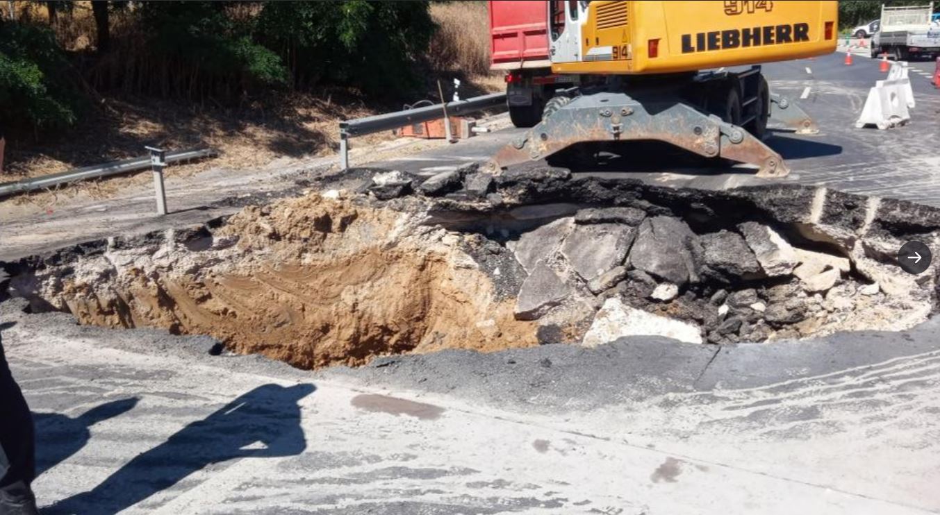 Socavón M-506 Fuenlabrada