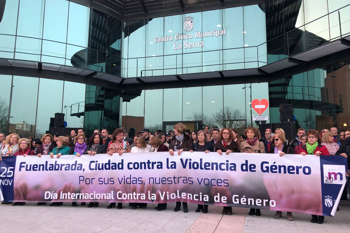 Concentración frente al teatro