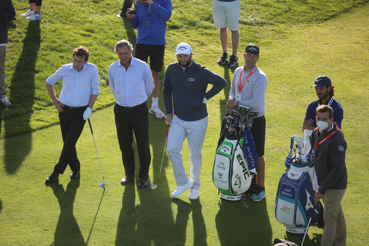 Asistentes a la presentación del Acciona Open de España de Golf en el Club de Campo Villa de Madrid