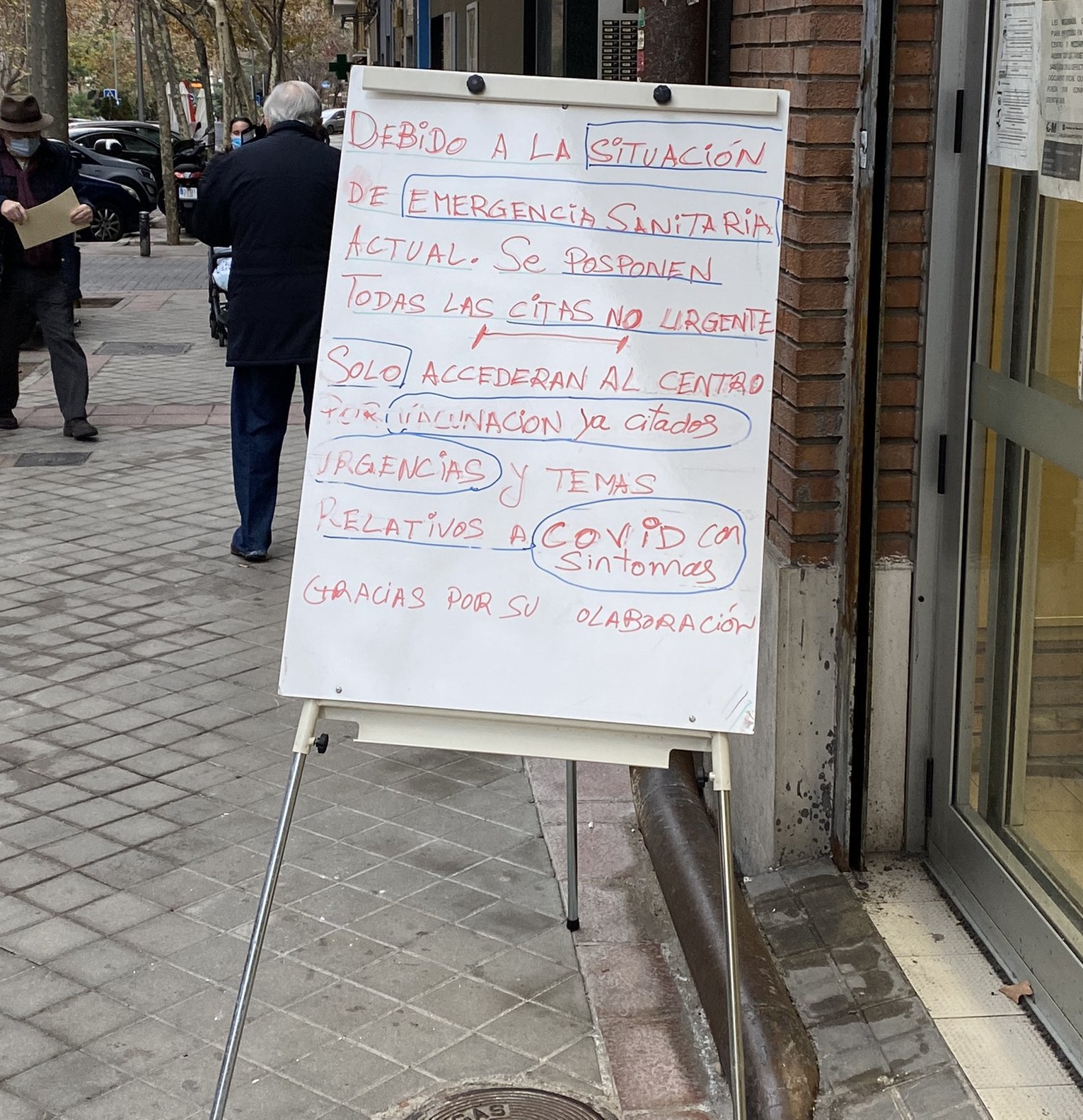 Cartel en un centro de salud 