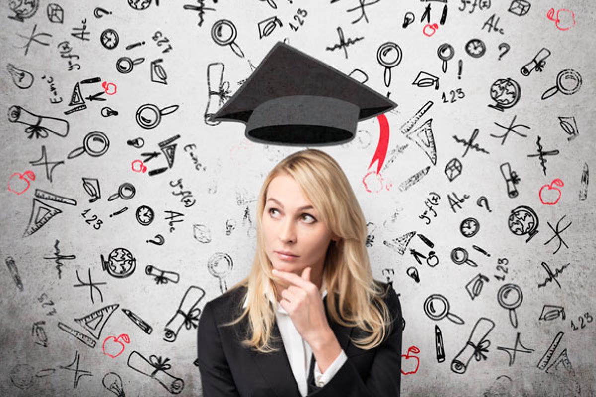 Os mostramos qué titulaciones tienen más salidas profesionales
y cuáles menos posibilidades de cara al futuro profesional