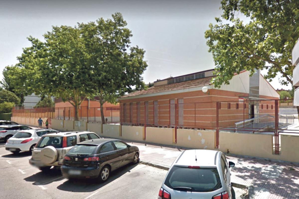 Polémica por la convocatoria de becas municipales en el municipio
