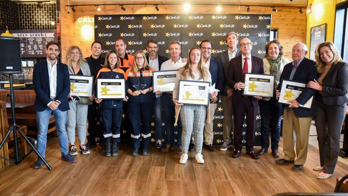 Protección Civil y la Escuela municipal de música y danza reciben un reconocimiento por su labor