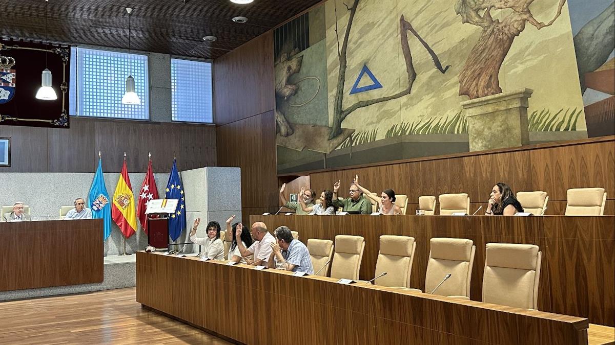 El Pleno aprueba la inversión con los votos del Gobierno municipal, mientras la oposición rechaza las modificaciones presupuestarias