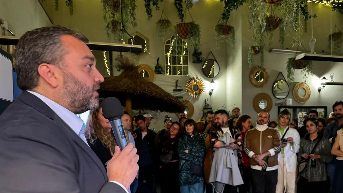 El concejal de Centro, Carlos Segura, ha participado en la entrega de los premios de esta edición que puede disfrutarse hasta el 5 de mayo en Lavapiés
