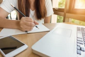 Cada voluntario ha dado clase a una media de cuatro estudiantes de hasta 25 centros durante las semanas de confinamiento