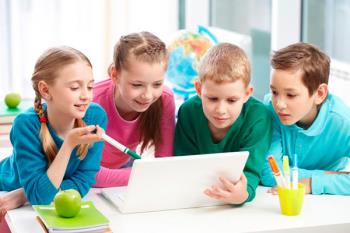 El programa FUENTIC es pionero y permitirá a 13 centros de secundaria y a la Escuela de Idiomas comprar equipos, aplicaciones y programas o mejorar el acceso a Internet