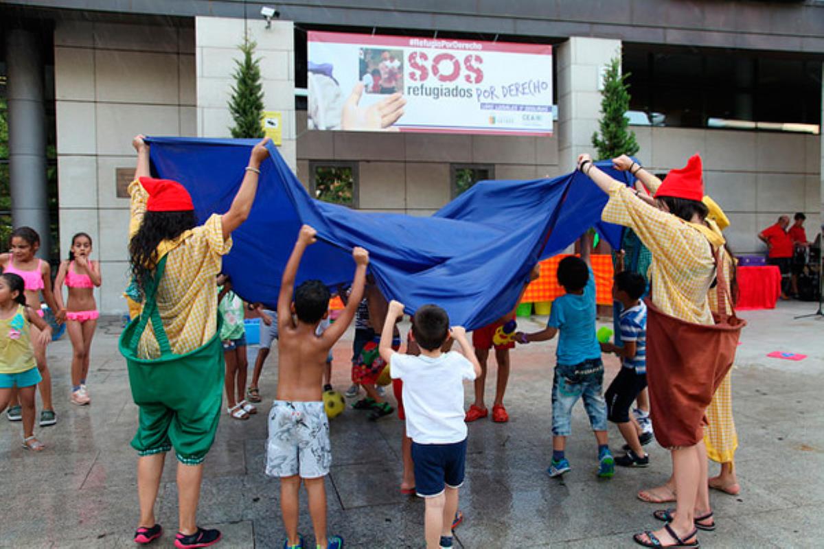 La alcaldesa y otros miembros de la Corporación Municipal les dieron la bienvenida