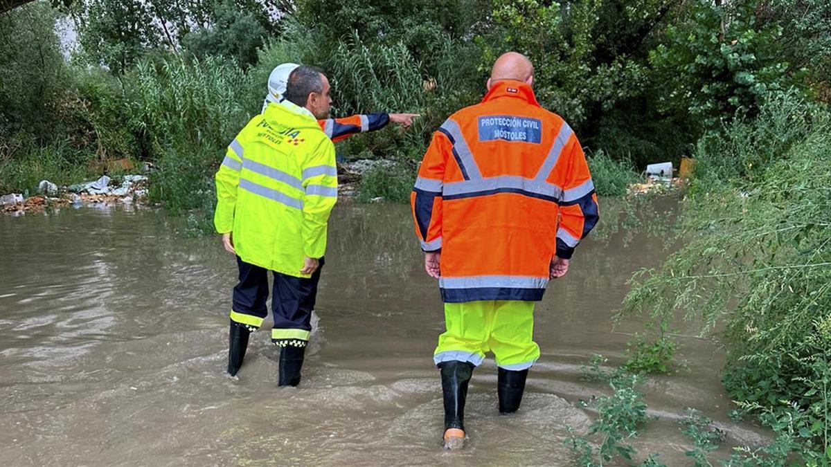 Se habilitaron 40 camas para los vecinos que tuvieron que abandonar sus casas