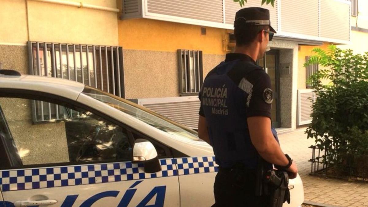 Se ha creado este refuerzo en la vigilancia para evitar las aglomeraciones y el consumo de alcohol en la vía pública