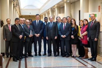 Más de 200 parlamentarios reunidos en el Senado para aprobar normas y establecer alianzas