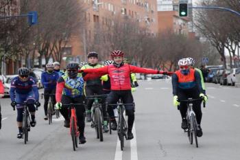 Iván David, consigue el reto de permanecer 24 horas pedaleando con carácter solidario