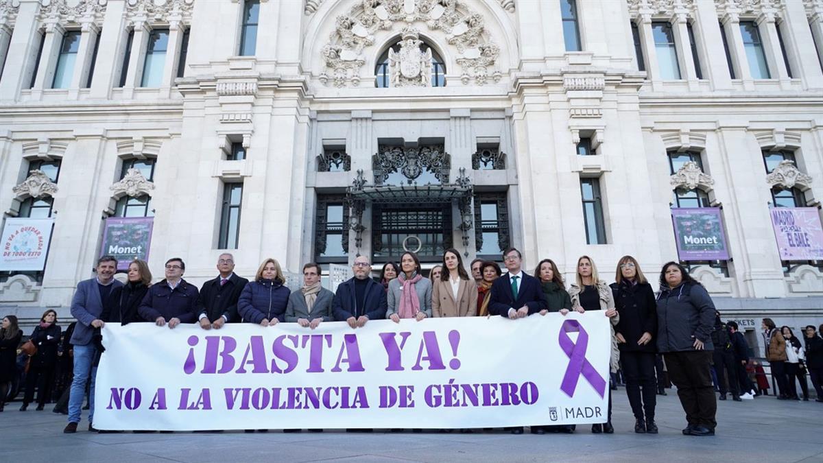 Supervivientes a esta lacra han lanzado un mensaje de concienciación en un acto presidido por el alcalde y en el que ha intervenido el Consejo de las Mujeres