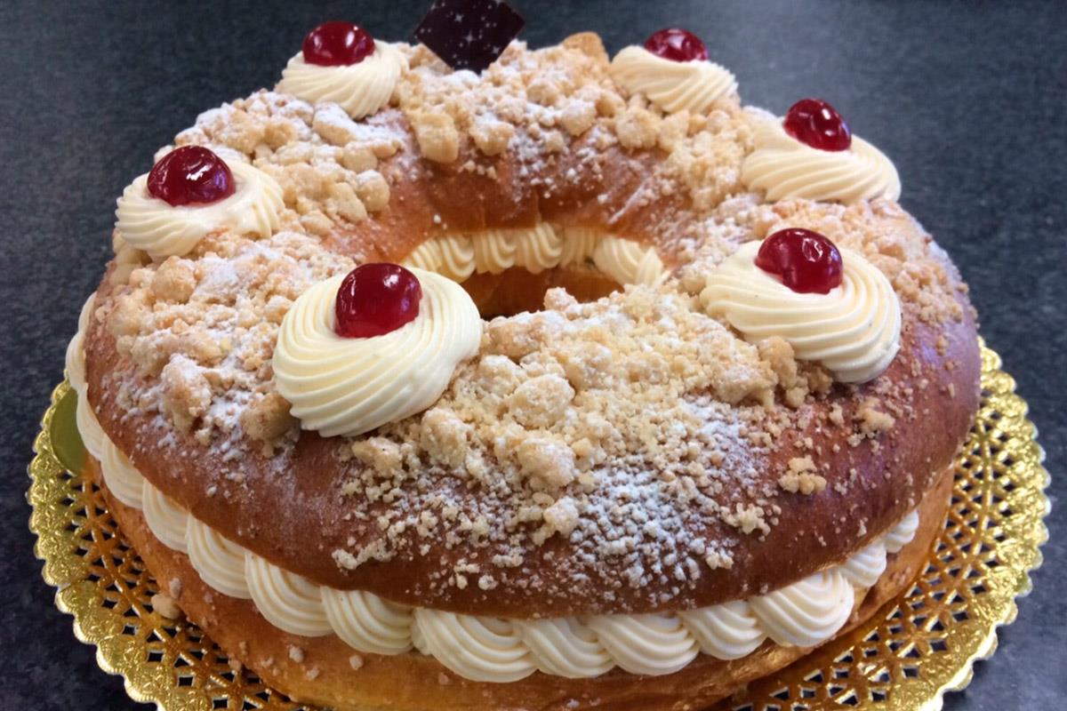 El Corte Inglés celebra las fiestas navideñas incluyendo en todos los Roscones de Reyes y hasta el 6 de enero un premio exclusivo adicional