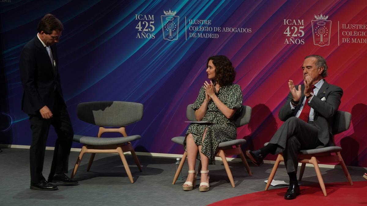 Almeida ha destacado el "papel determinante" de los abogados en el funcionamiento del Estado de derecho 