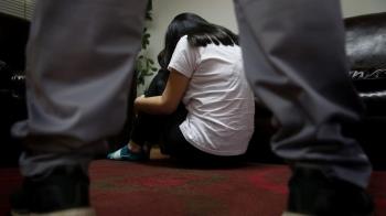 Condenado por abusos sexuales, captación y utilización de menores, difusión de material, exhibicionismo, corrupción de menores y tenencia de pornografía infantil 