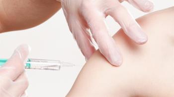 España cumple un hito mundial al conseguir inmunizar a más de 33 millones de personas en solo ocho meses