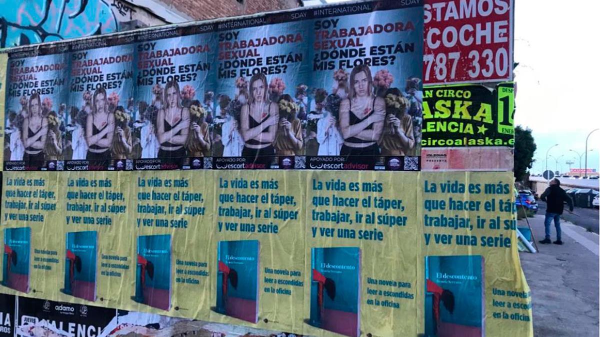 Carteles pegados por todas partes: Madrid, Barcelona y Valencia