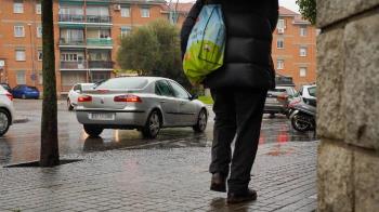 La idea es el acondicionamiento de la rotonda y de cuatro tramos de aceras que la rodean