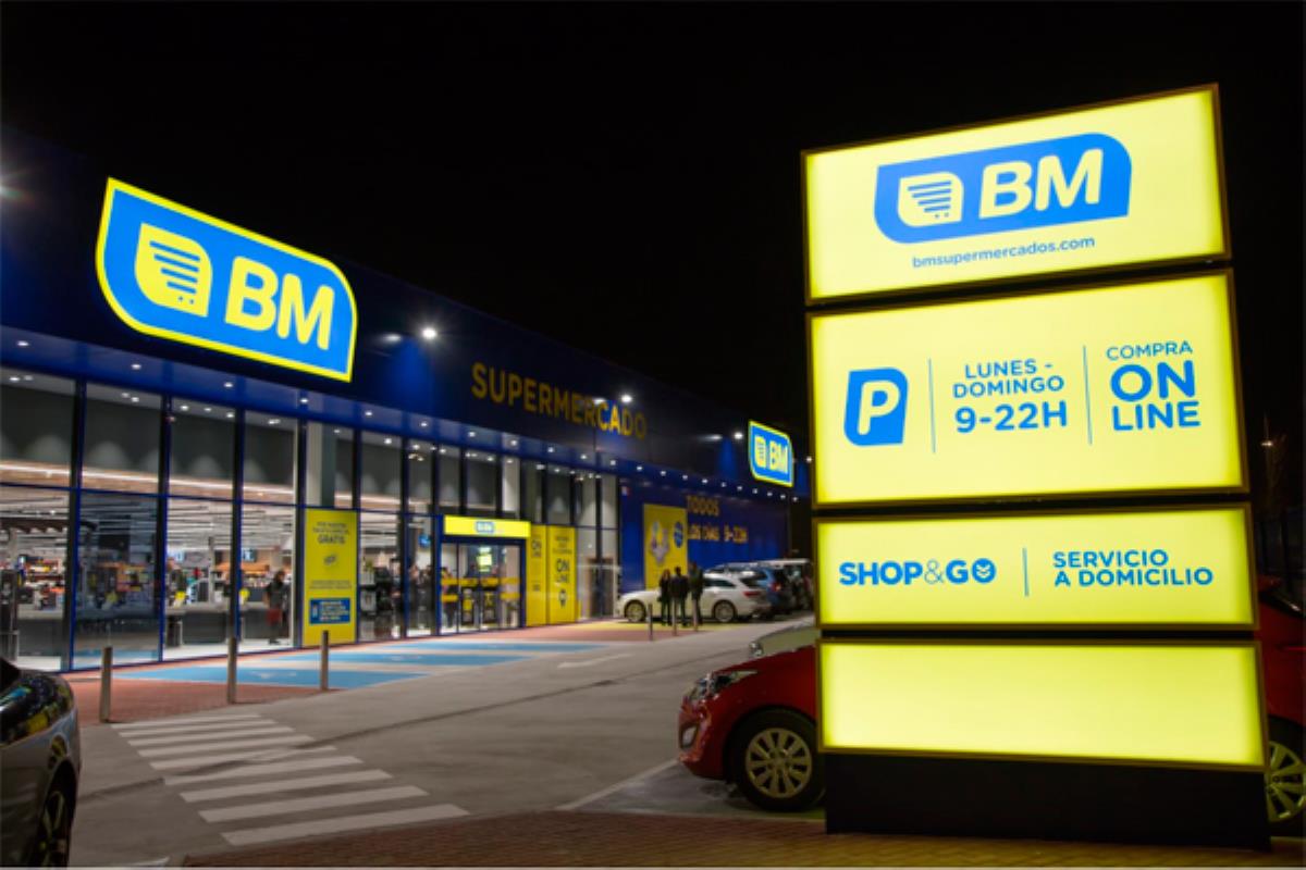 El supermercado ha contratado a 30 trabajadores a través de la plataforma de empleo SILBO