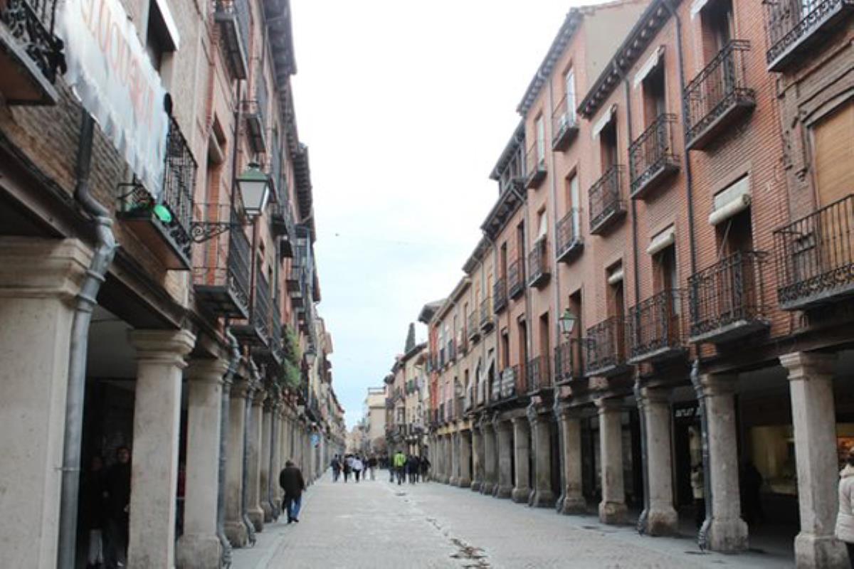 Yolanda Besteiro se reunió con el jefe del destacamento de Bomberos de la ciudad