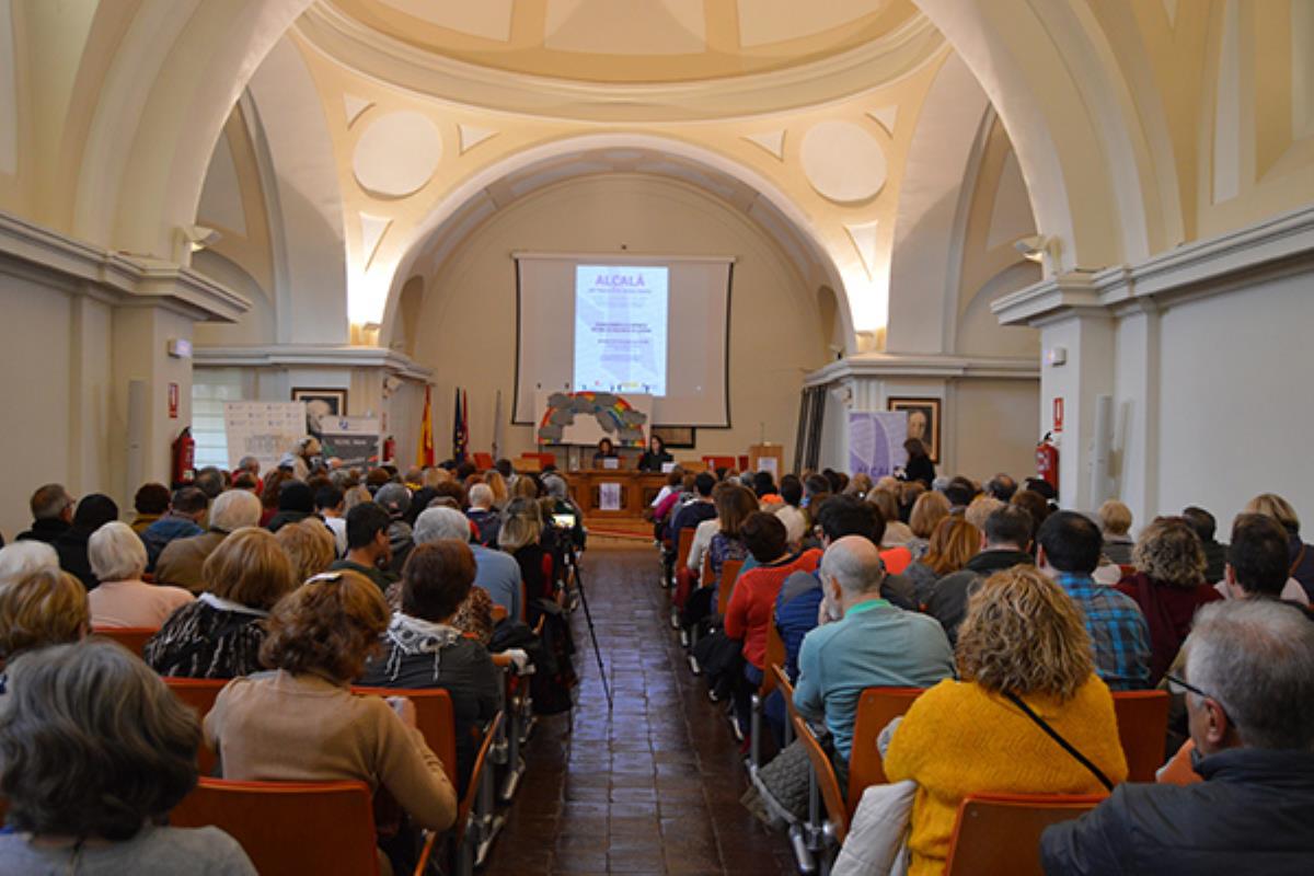 El acto ha sido organizado por la Escuela Municipal de Adultos y las Asociaciones del Consejo Municipal de Mujer