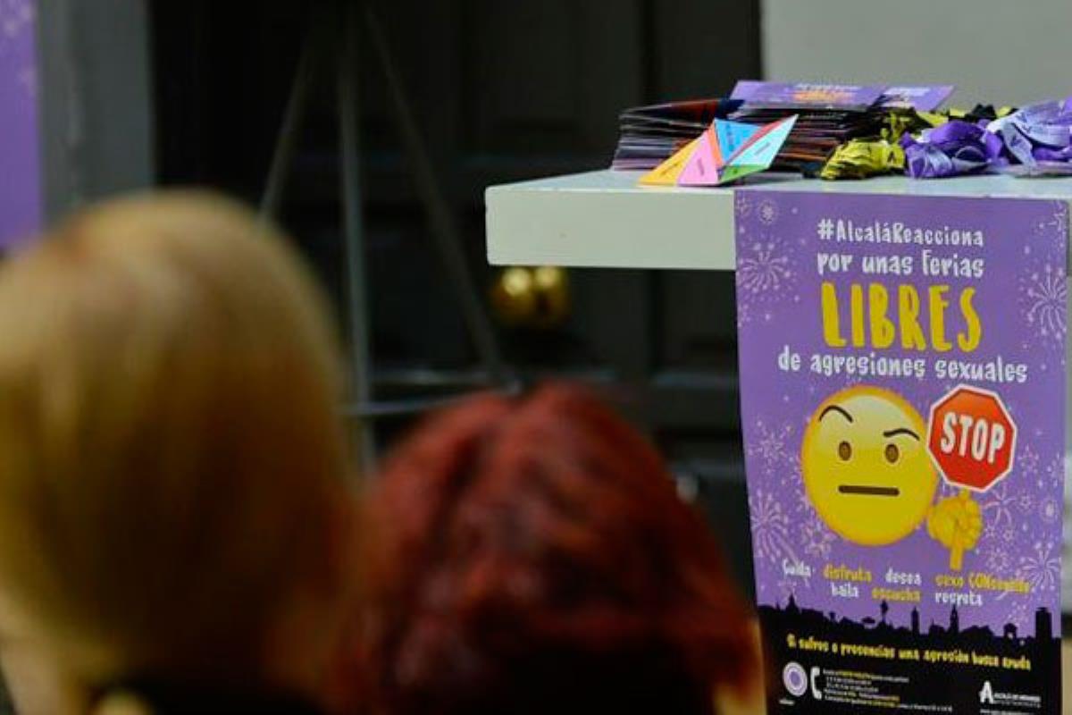 El ‘Punto Violeta’ precisa voluntarios para atender, prevenir y difundir la campaña