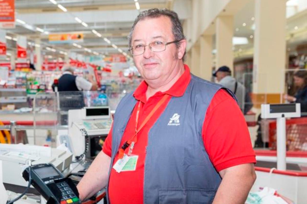 Auchan Retail España está incorporando a 1.185 personas en toda España para su campaña de Navidad