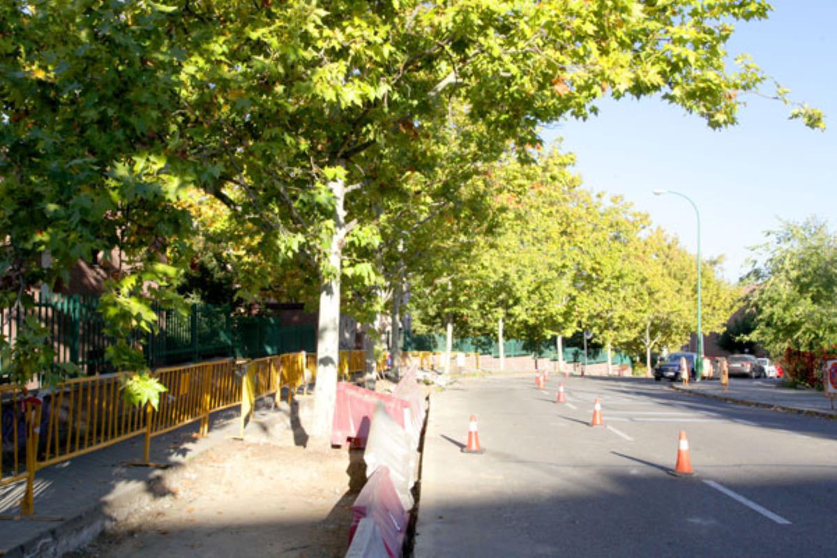 Alcobendas invertirá 25.000 euros en este aparcamiento en línea, que estará situado frente al instituto Severo Ochoa 