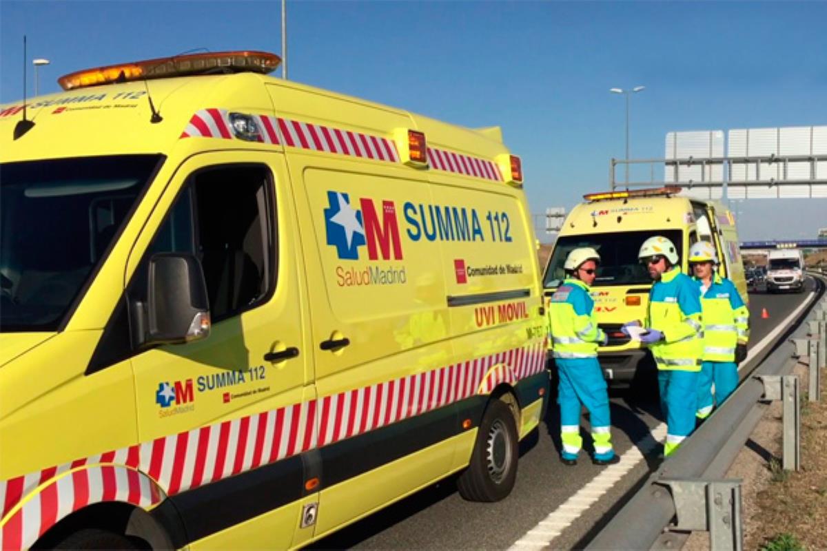 Policía Local y técnicos de Salud y Consumo se encargan de concienciar a los jóvenes sobre seguridad y precaución