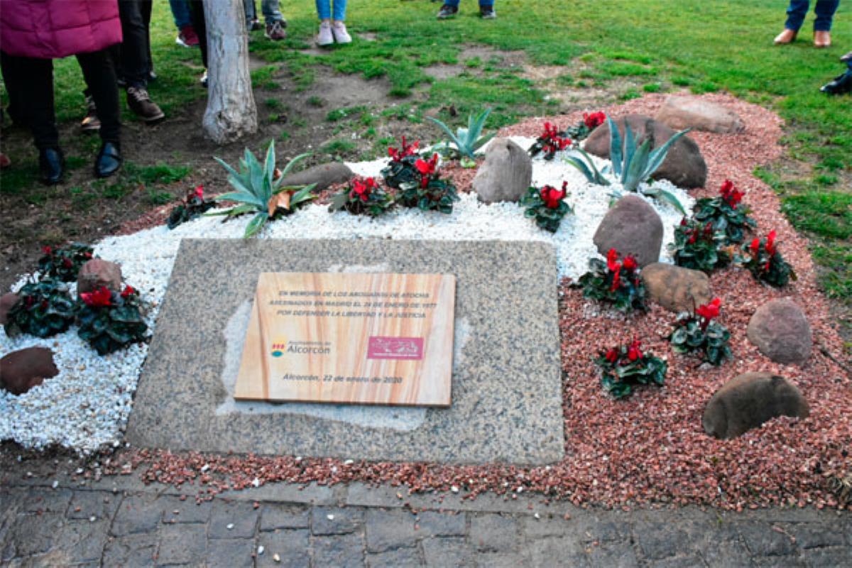 El parque anexo al Teatro Buero Vallejo llevará su nombre en memoria de los hechos acaecidos en 1977