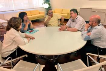 El Ejecutivo se ha reunido con los afectados prometiendo "hacer todo lo posible para mejorar la situación"