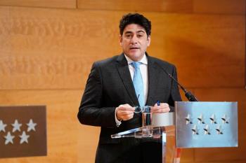 La alcaldesa ha explicado que el contrato de gestión de servicios públicos es el título que ellos consideran adecuado