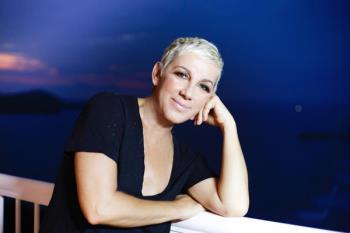 Lee toda la noticia 'Ana Torroja sustituirá a Mónica Naranjo como jurado de 'Operación Triunfo''