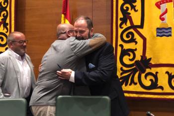 Lee toda la noticia 'Andrés Martínez Blanes, nuevo alcalde de Arroyomolinos'