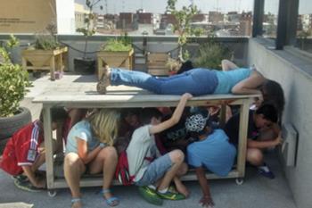 Desde finales de junio hasta mediados de julio, se van a realizar diferentes talleres en el centro dirigidos a todas las edades