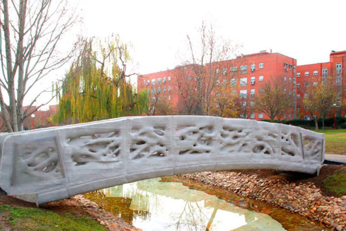 Esta iniciativa permitirá a los vecinos cargar sus dispositivos móviles y tabletas cuando sea necesario