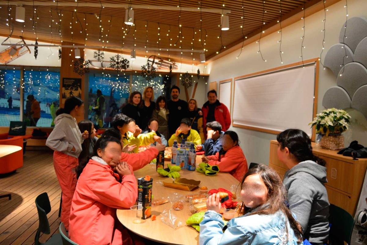 2020 es el segundo año consecutivo en el que ayuntamiento y empresa colaboran para realizar este tipo de actividades con menores