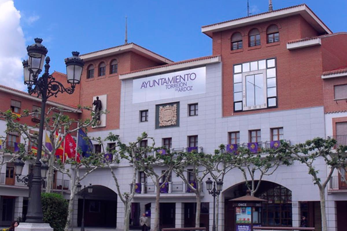 El Ayuntamiento pone en marcha el plan para impulsar los sectores económicos de la ciudad para la creación de empleo