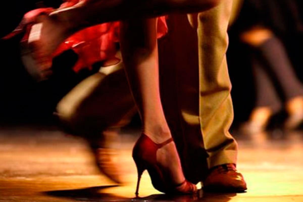 El dinero procede de la recaudación obtenida en una Exhibición de Bailes de Salón