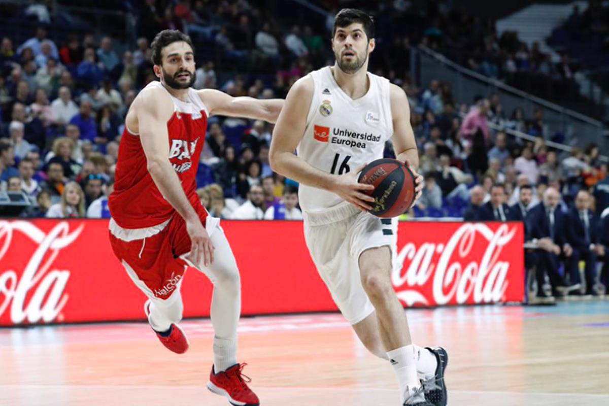 El alero de 22 años acaba contrato con el Real Madrid tras ganar una nueva liga