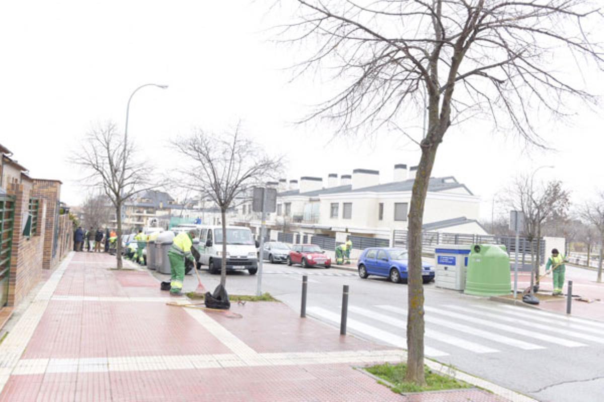 Con el fin de mejorar el estado de las zonas verdes de nuestro municipio