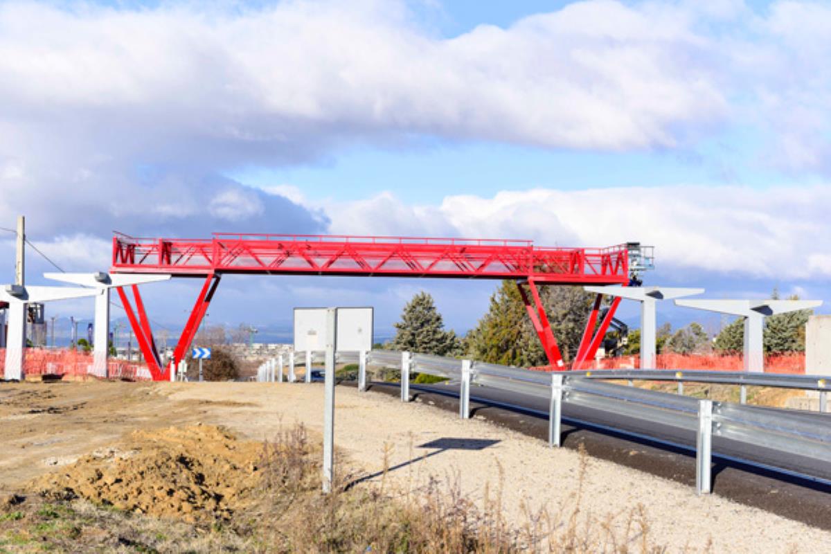 La nueva pasarela ya está instalada y entrará en funcionamiento próximamente