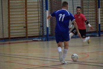 CIUDAD DE MÓSTOLES FS vence a domicilio a un AD CACERES UNIVERSIDAD FS por 8-4