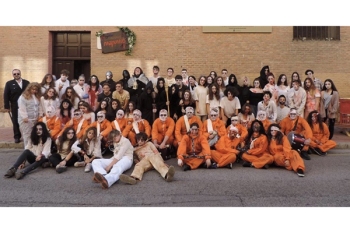 Un evento de autogestión participativo, en el que los propios jóvenes han definido la temática y el guion del pasaje del terror